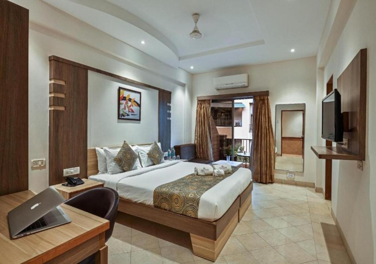 Meritas Crystal Resort Lonavla Zewnętrze zdjęcie